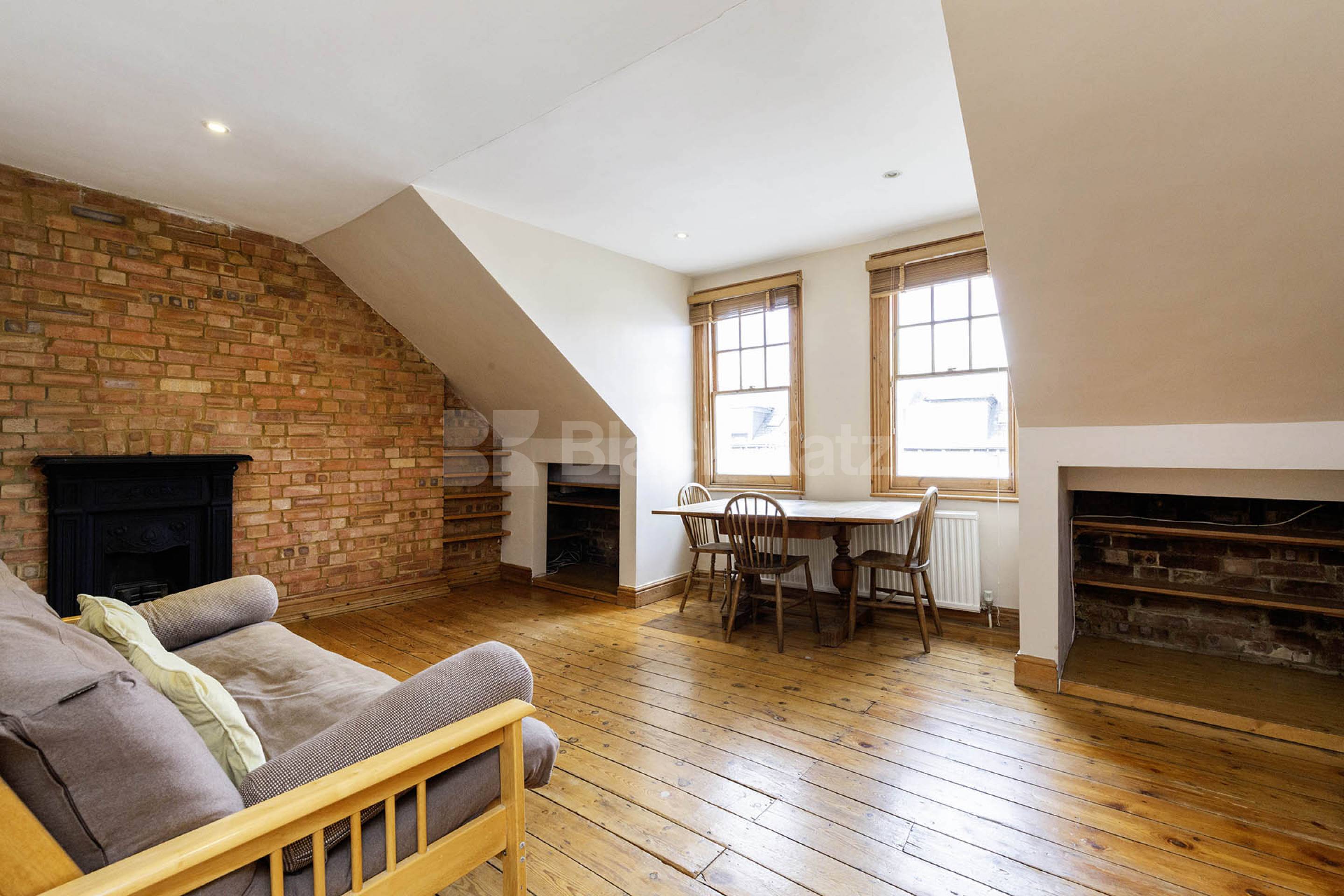 Top floor 1 bedroom with exposed brick and private roof terrace Hillfield Avenue, Crouch End / Hornsey N8